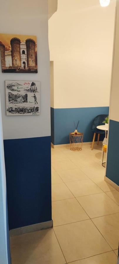 Domus Luigi Leone II Bed & Breakfast เนเปิลส์ ภายนอก รูปภาพ